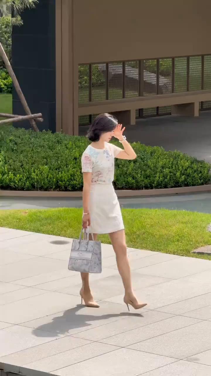 是望穿秋水的梦。
