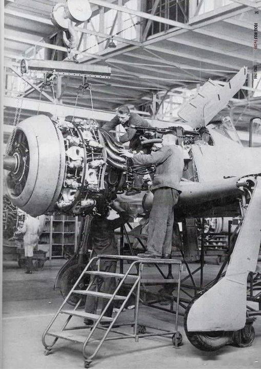 正在装备BMW801发动机的FW190A2。屠夫之鸟于1941年下半年装备部队，