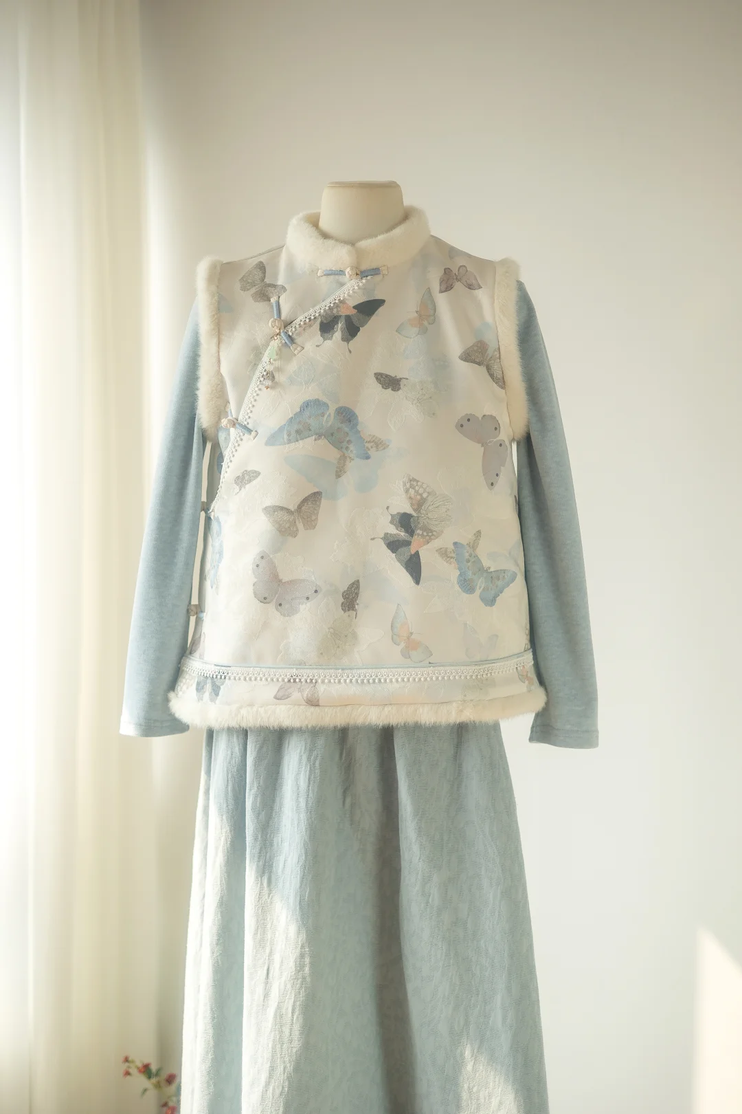 温柔到骨子里的蝴蝶马甲｜现货夹棉