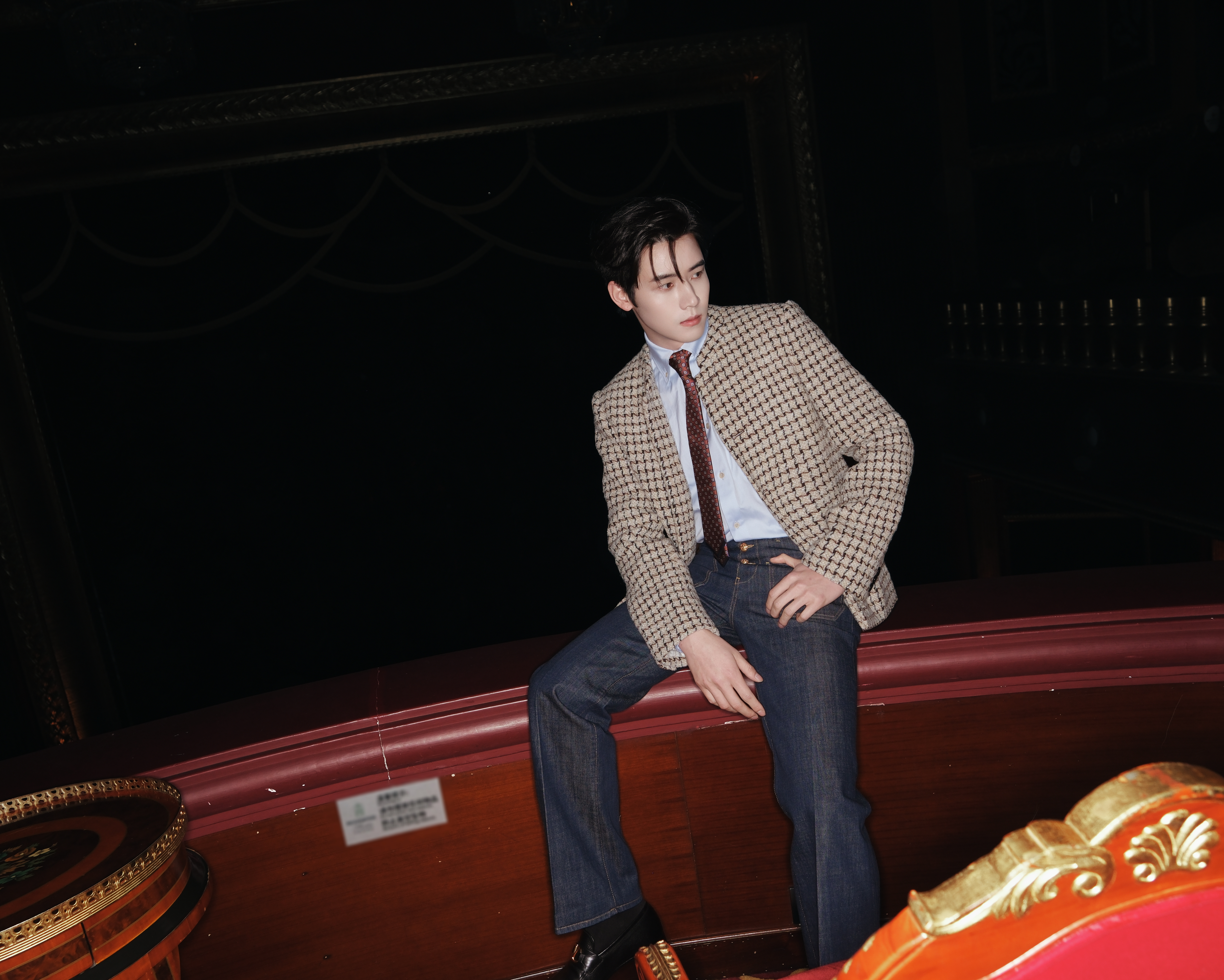 任豪｜Valentino受华伦天奴邀请出席今日北影节注目未来单元红毯的新面孔 ，