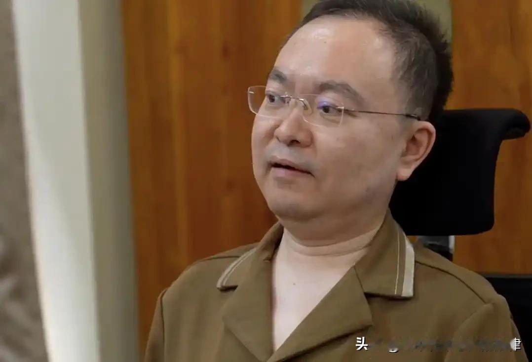 不屈斗士蔡磊：五体瘫软的斗士用“眼睛”点亮生命奇迹！

今年9月，京东前副总裁蔡