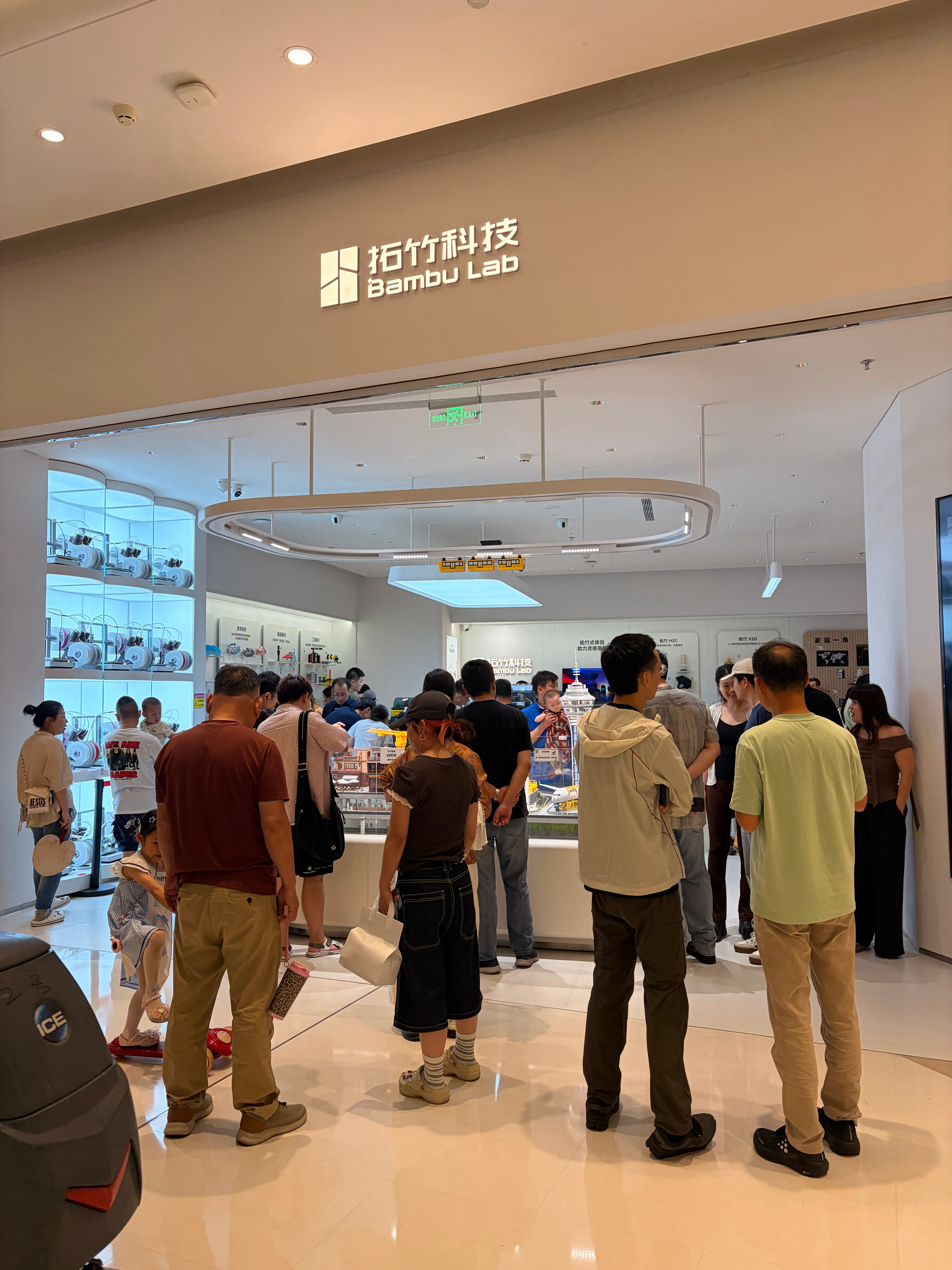 对3D打印有兴趣的人挺多呀 上海·万象城
