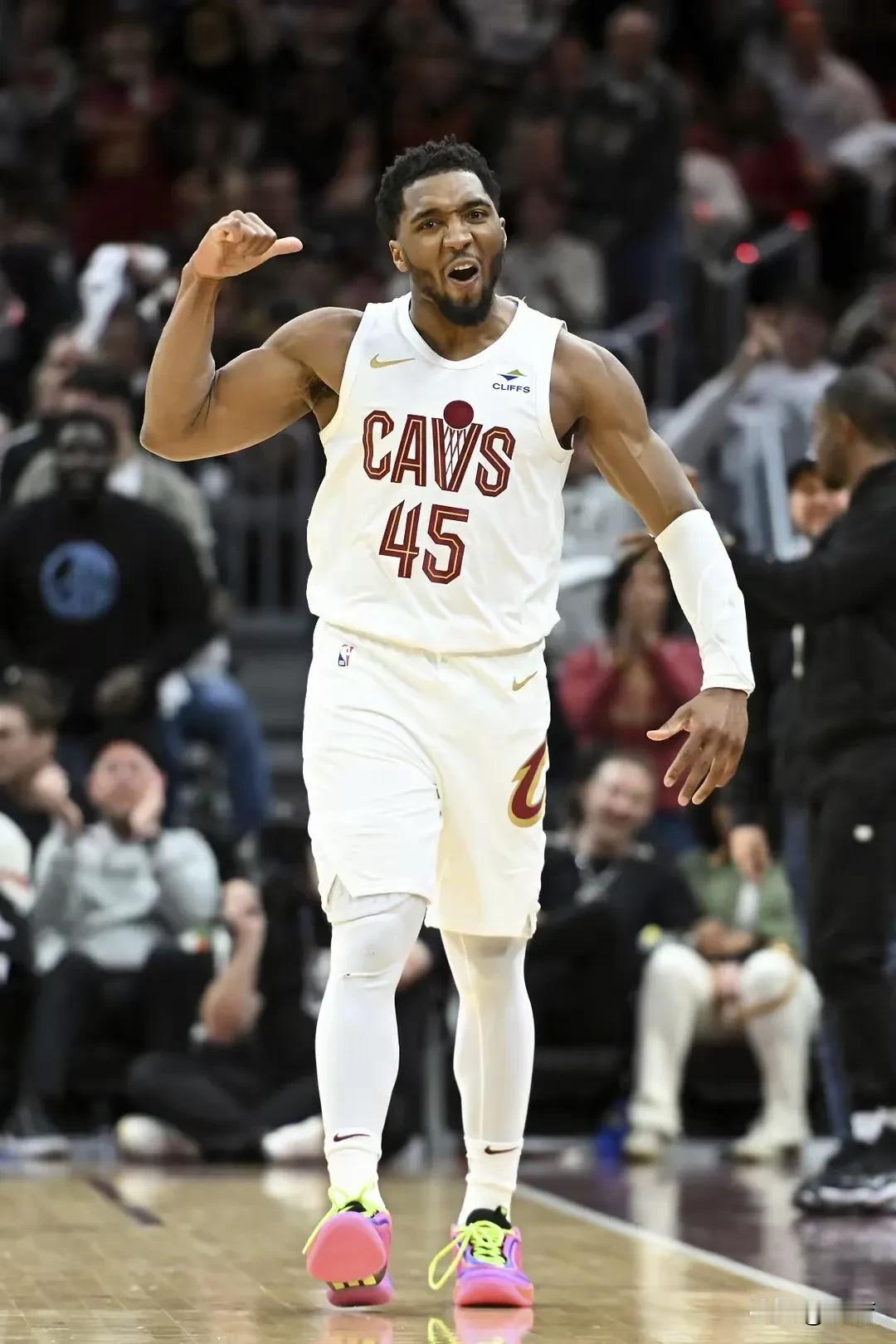 MVP之争也有我一席之地！骑士139-117狂胜公牛22分，米切尔28分7篮板5