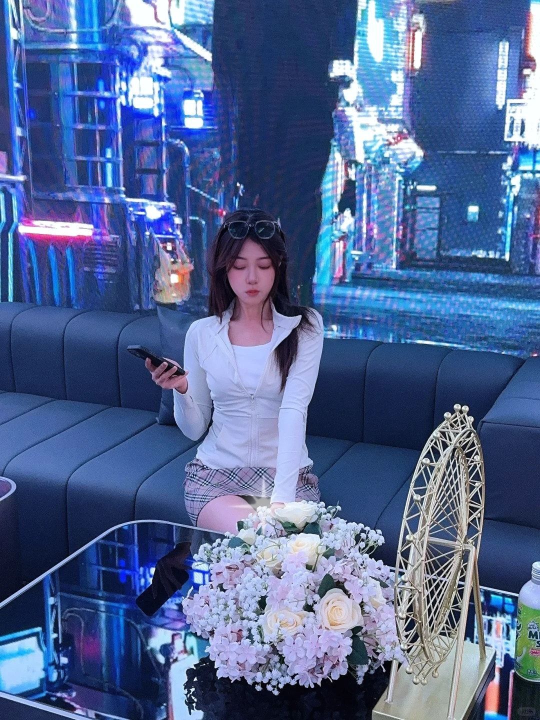 呼和浩特！首家5Ｄ全息投影包厢的KTV🎤