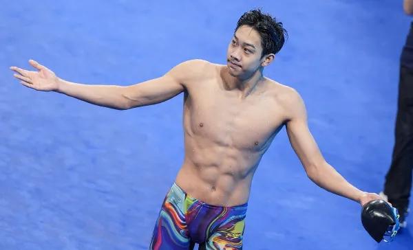 亚运游泳第五日：中国队再夺4金，成色如何？

1、女子50米自由泳｜吴卿风 金牌