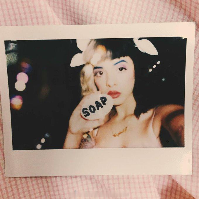 MelanieMartinez 【Melanie Martinez单曲《Soap