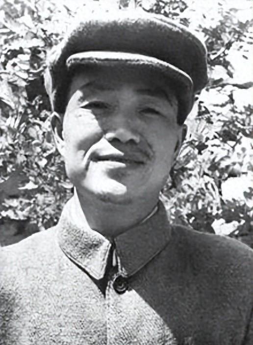 1992年胡乔木因癌细胞扩散坦言渴望活到九十岁，可两个月后却突然离世令人惋惜吗？