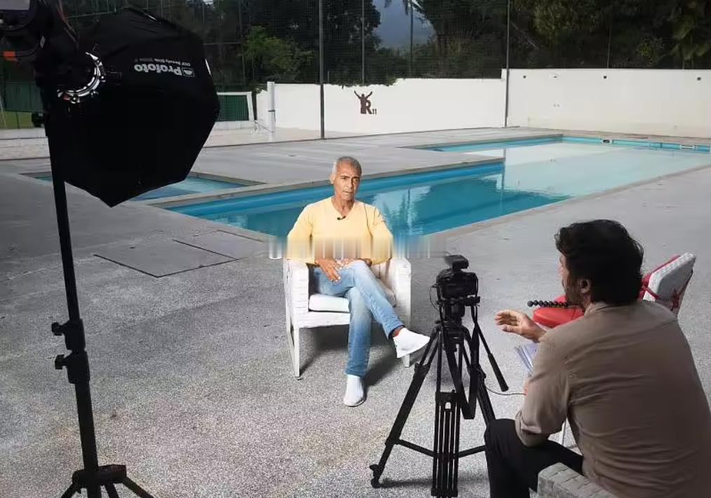 在接受《队报》专访时，60岁的巴西传奇球星罗马里奥谈到了自己职业生涯的遗憾，他还