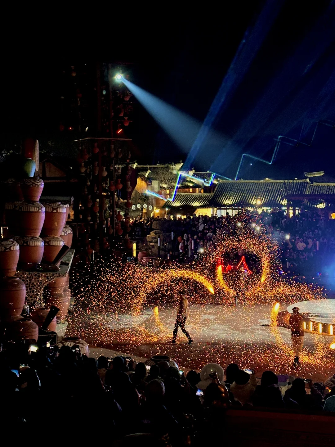 窑湖小镇烟花🎆+天灯🏮，过年气氛真浓啊～～🎉