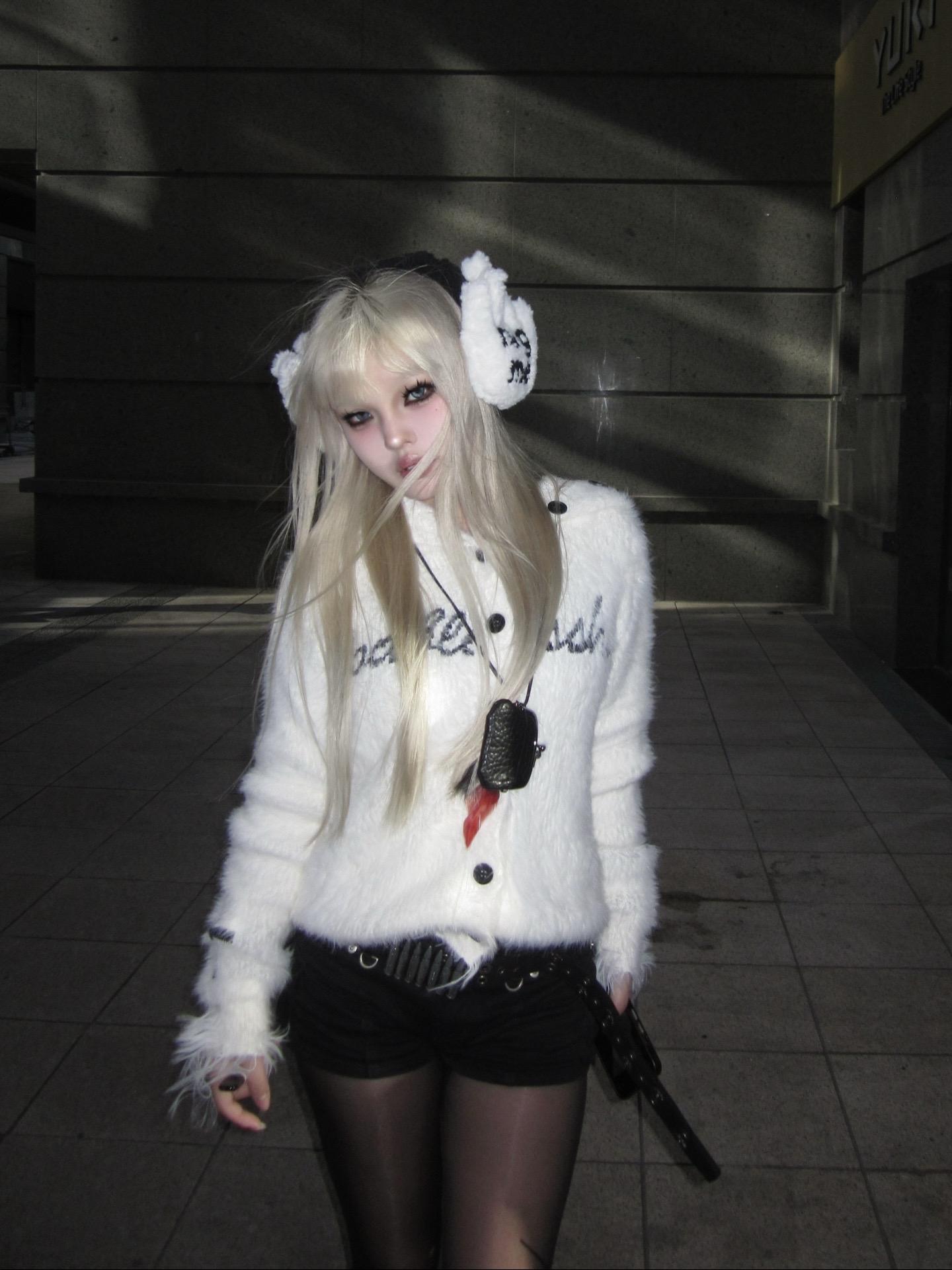 翻你手机又不肯 翻你钱包又没钱