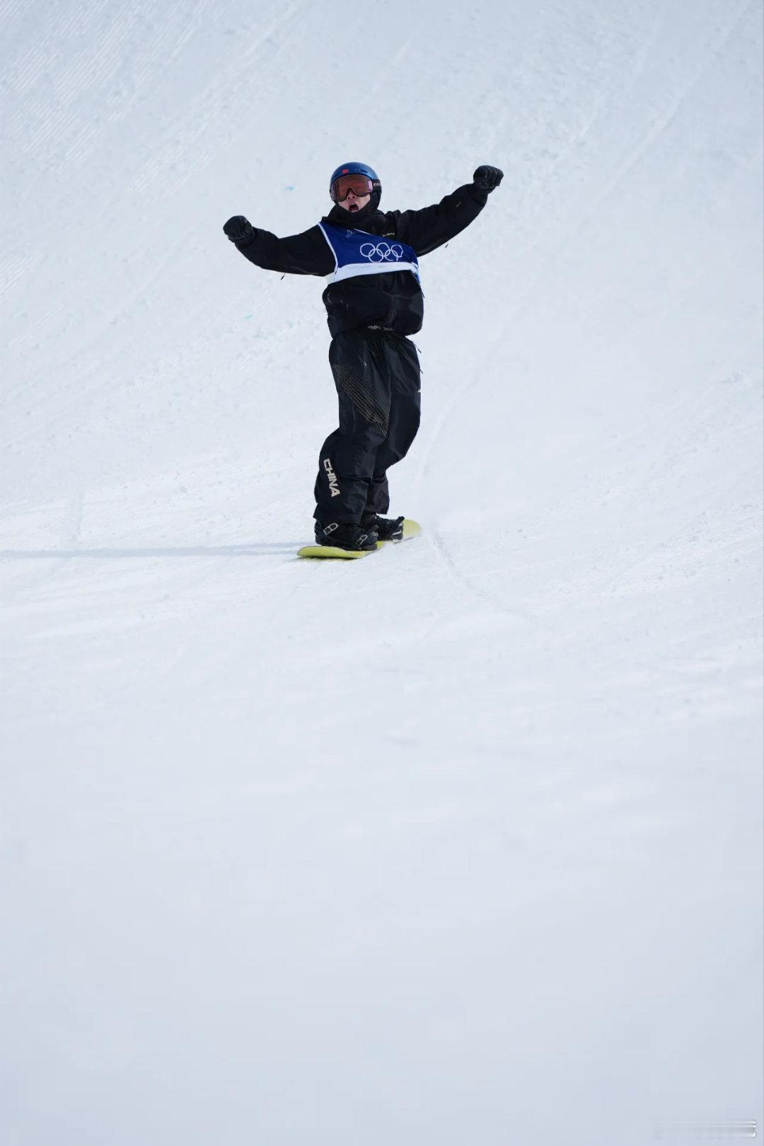 意大利当地时间2月18日，米兰冬奥会男子单板滑雪坡面障碍技巧决赛在利维尼奥雪上公