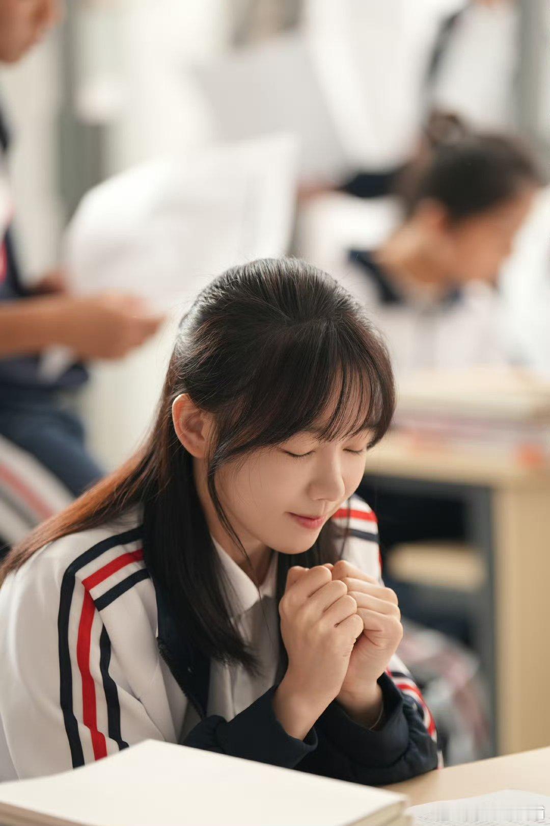徐梦洁[超话]  xmj 徐梦洁李雯  xmj 徐梦洁六姊妹 “我对你的爱，书里