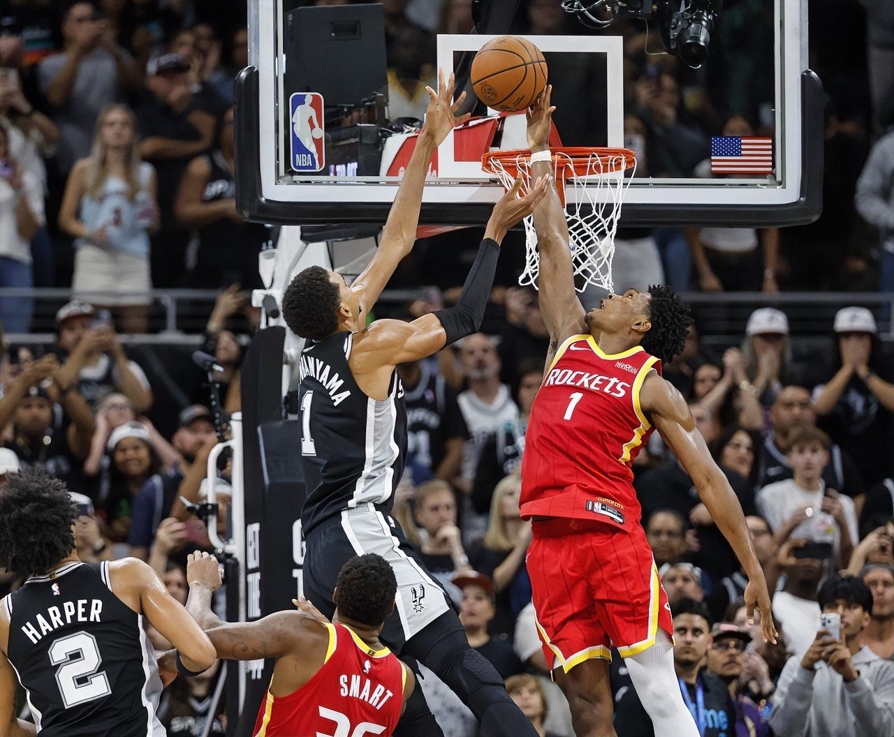 炸翻全场！杜兰特狂赞火箭新星：身体素质太变态，绝杀大帽救全队！

NBA常规赛精