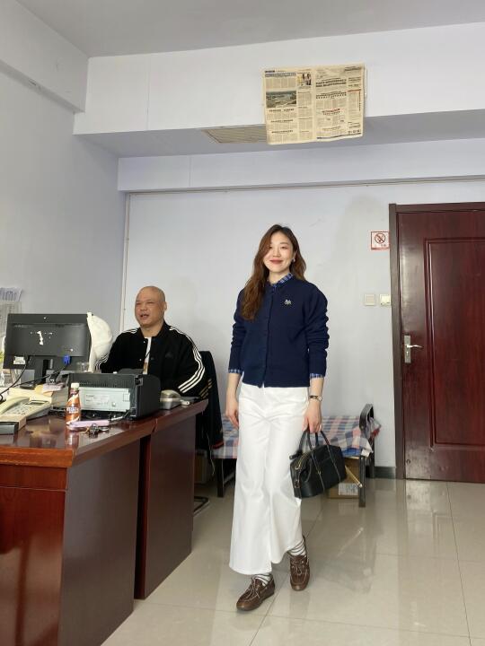 穿这样，我觉着还不错耶✌🏻