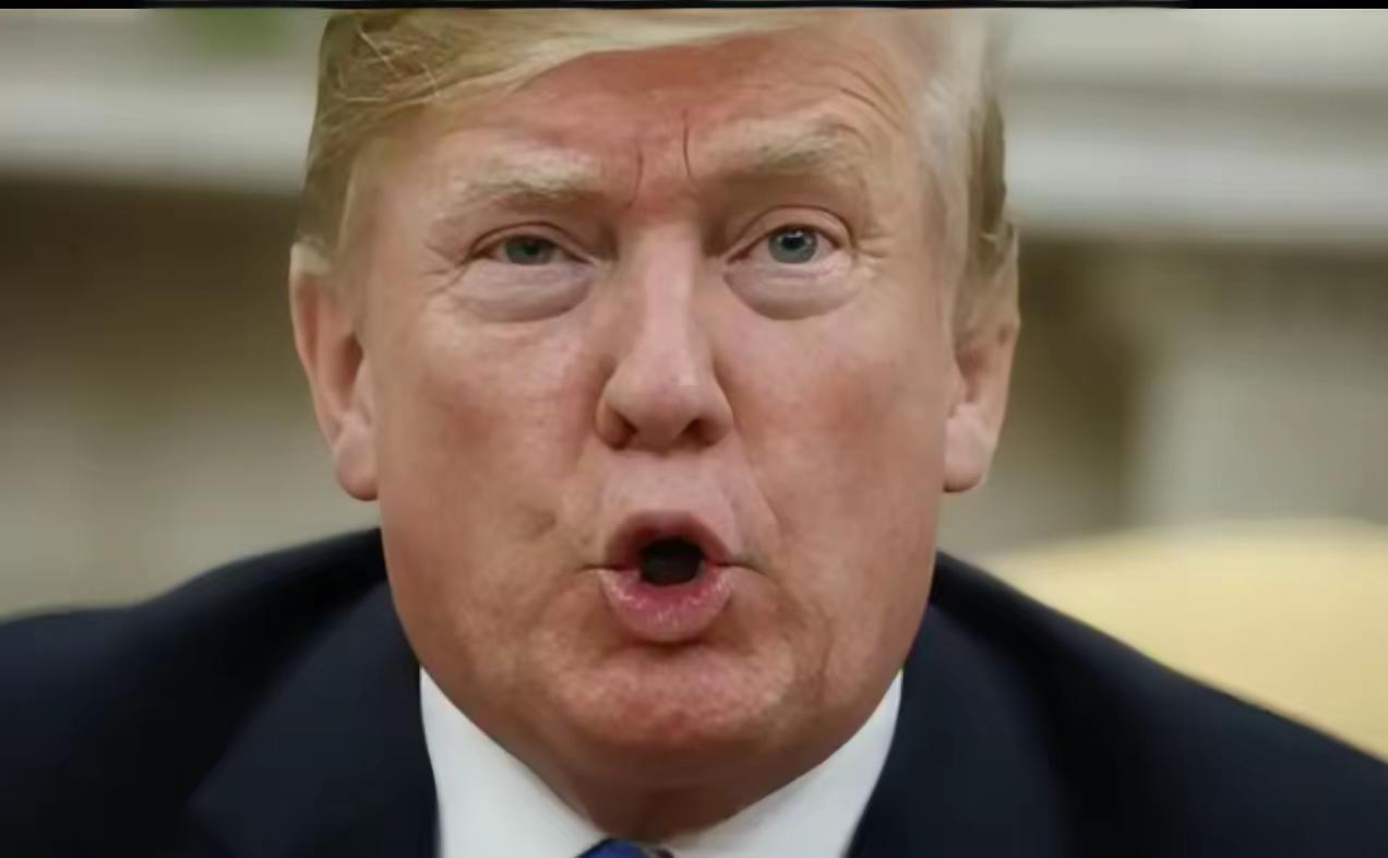 有高人预言，说特朗普干不到本月20日
他可能会被枪击，也可能因自己的身体原因，毕