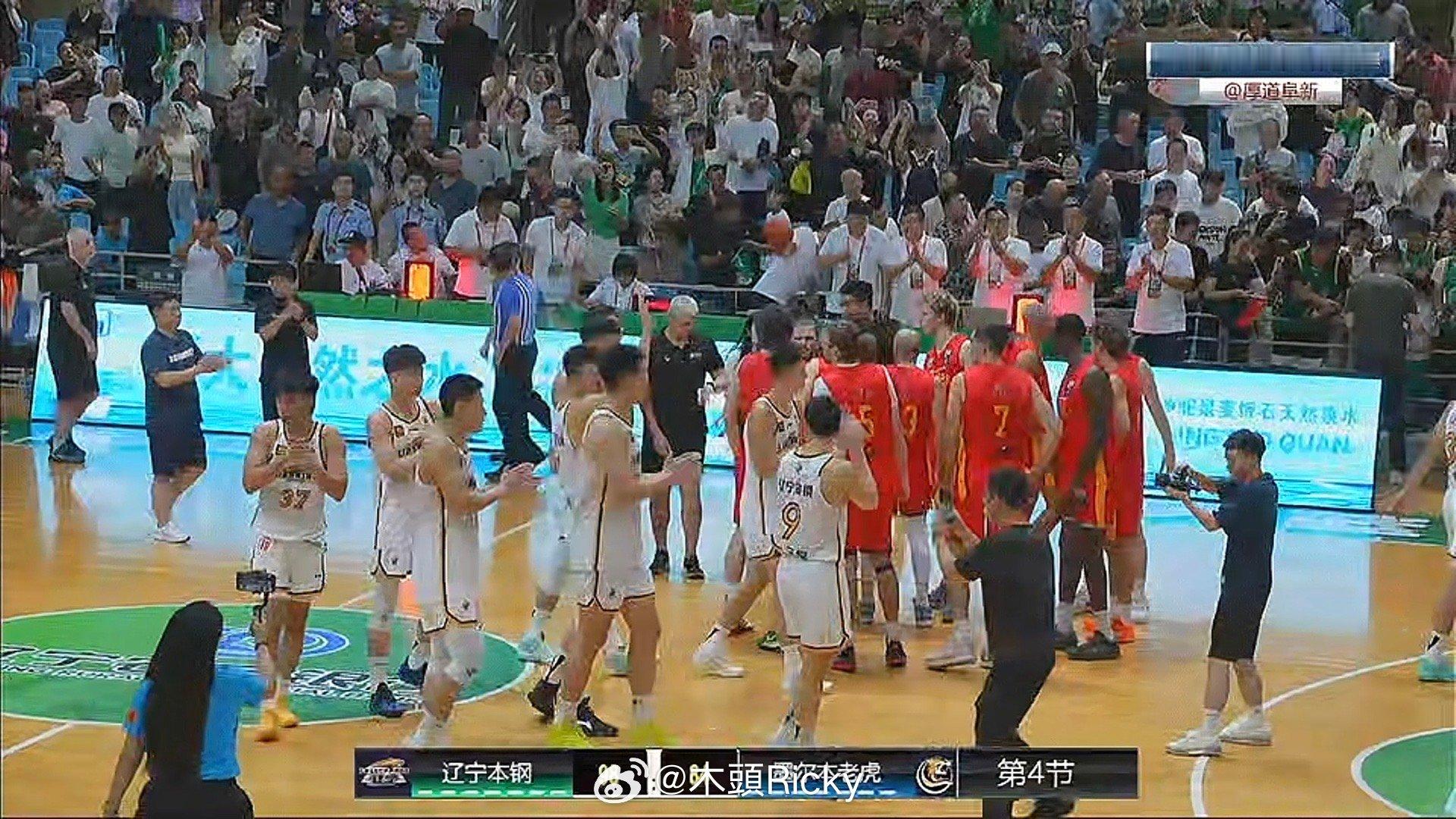 阜新四国赛正式落下帷幕，感谢阜新。裁判吹罚也相当不错，阜新籍裁判有水平。还给付豪