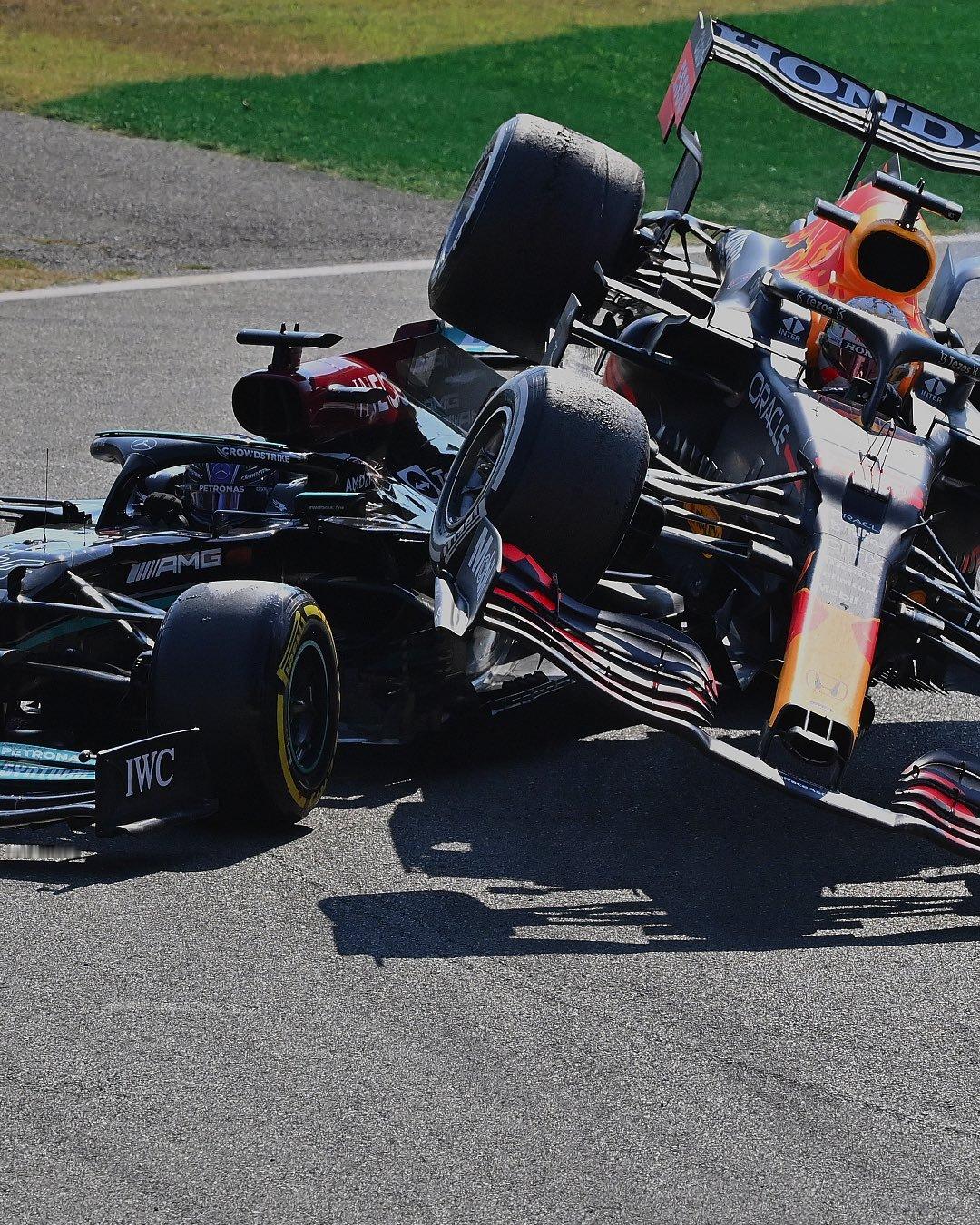 F1[超话]2026f1西班牙大奖赛 五年前的今天，丹尼尔·里卡多在蒙扎取得生涯