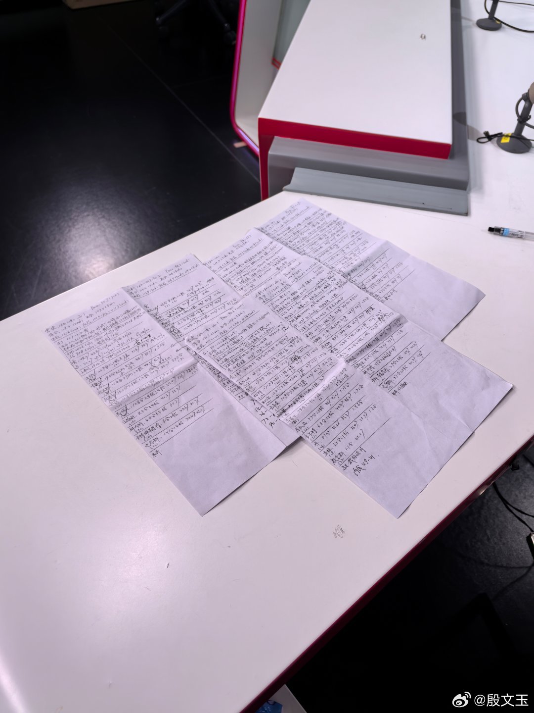 三场A4纸正反面都写完了。西决还没结束。马刺vs雷霆
