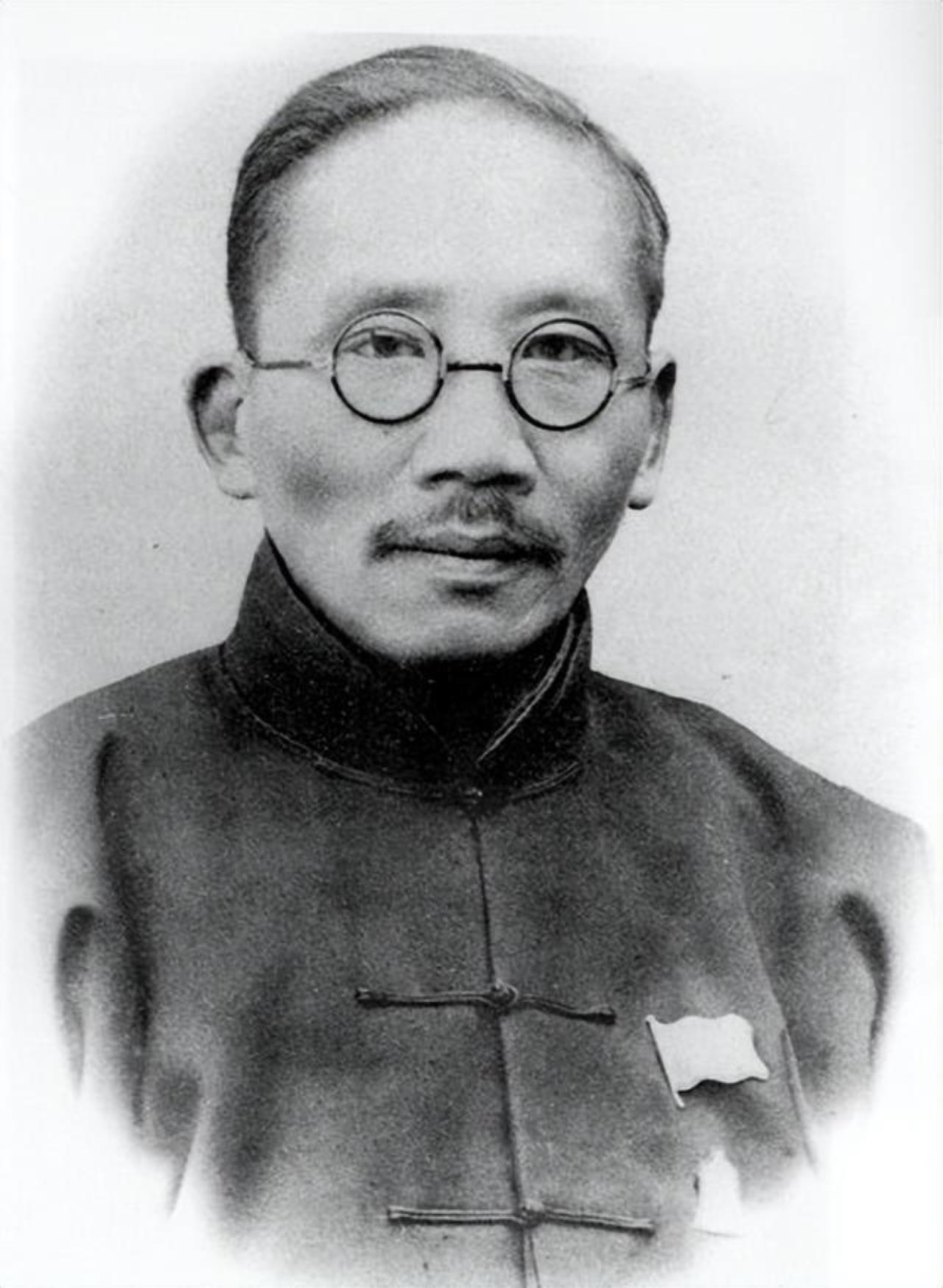 1922年，为补齐北大自然科学短板、普及真正的相对论知识，校长蔡元培诚意邀约爱因