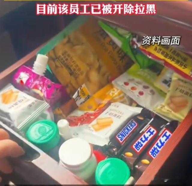 这事儿说起来真的让人哭笑不得。最近刷到个新闻，字节跳动一个外包小哥，居然靠着“薅