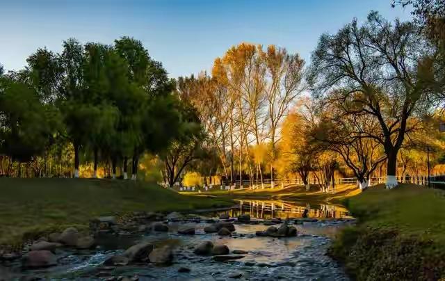玄学揭秘：一个人最大的底气，竟然不是钱和人脉，而是这“三力
在这个焦虑贩卖无处不