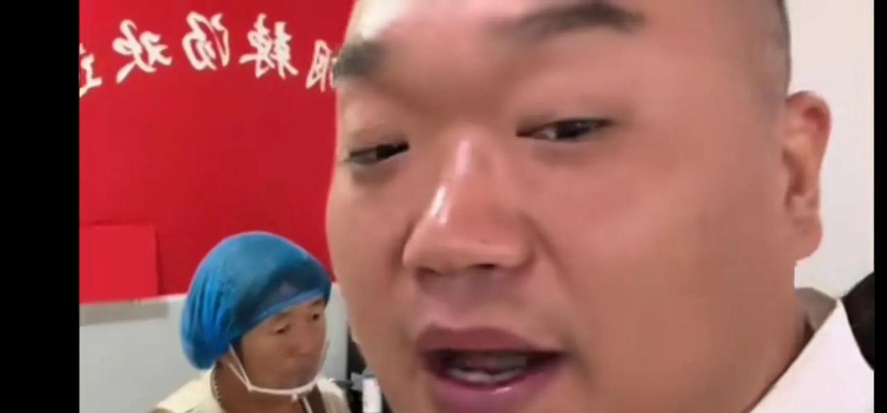 连杰又下一城  

连杰开车260公里到商丘帮一家新店试营业，忙完连口水都没喝，