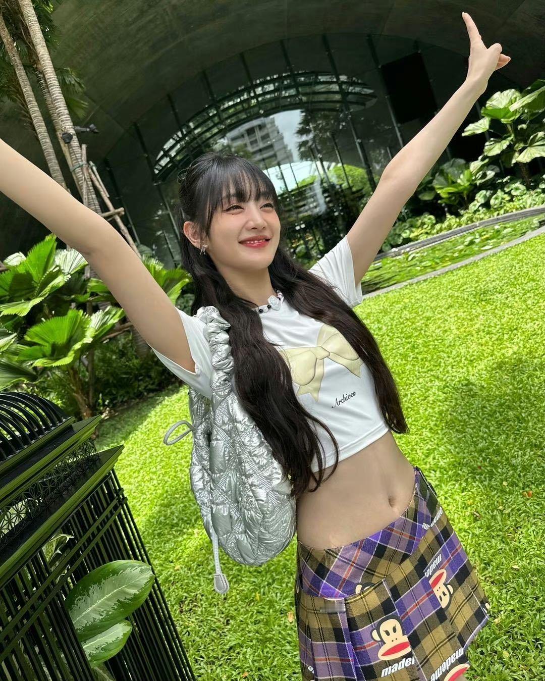 金米妮Minnie一些很有夏天感的📸 ​​​
