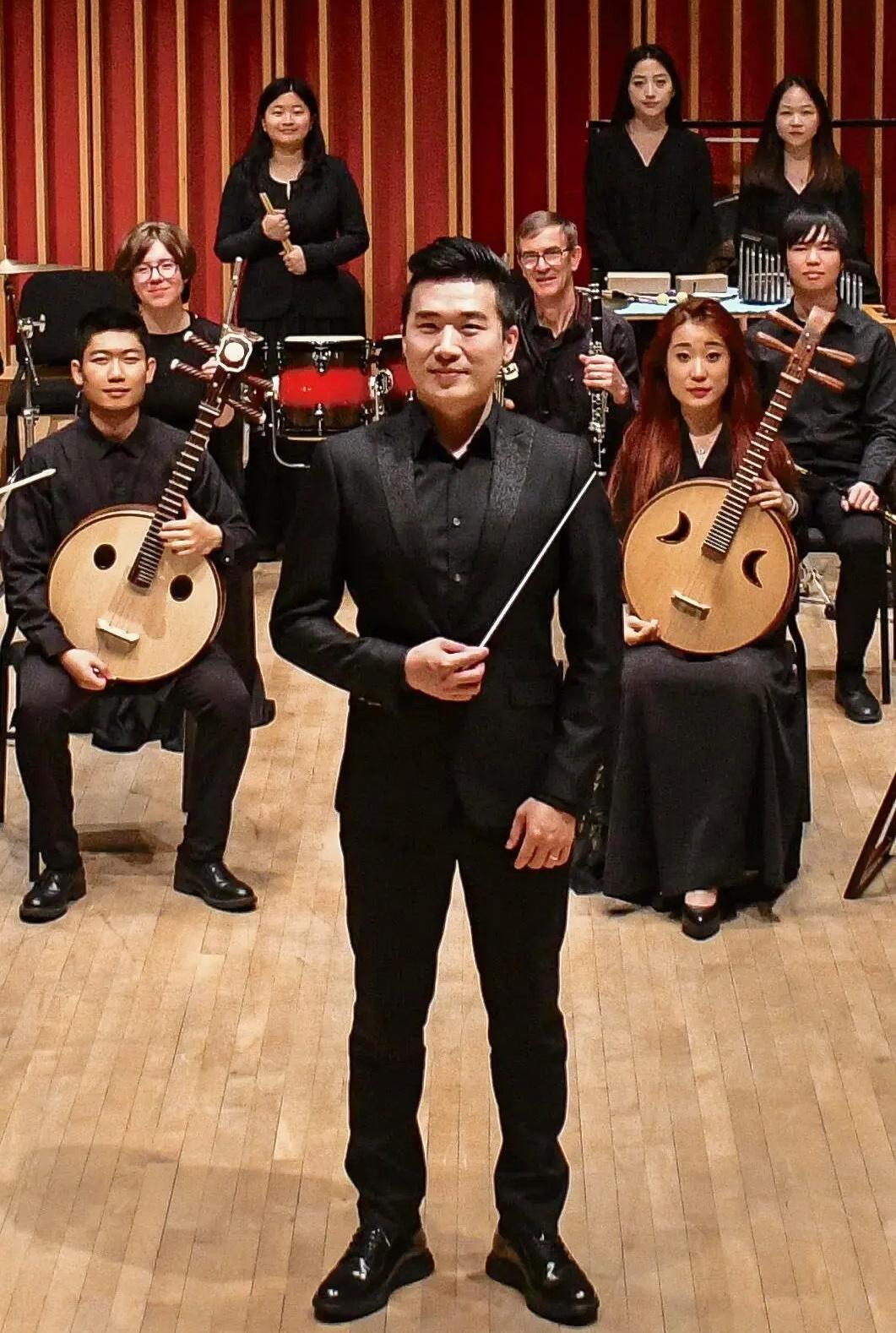 真是天降横祸，年轻有为的音乐家李梳曈前不久在纽约街头更换轮胎，不料被一辆卡车撞到