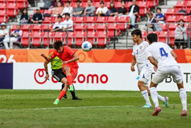 登上《新闻联播》的一枚铜牌！U23男足时隔28年亚运摘铜！