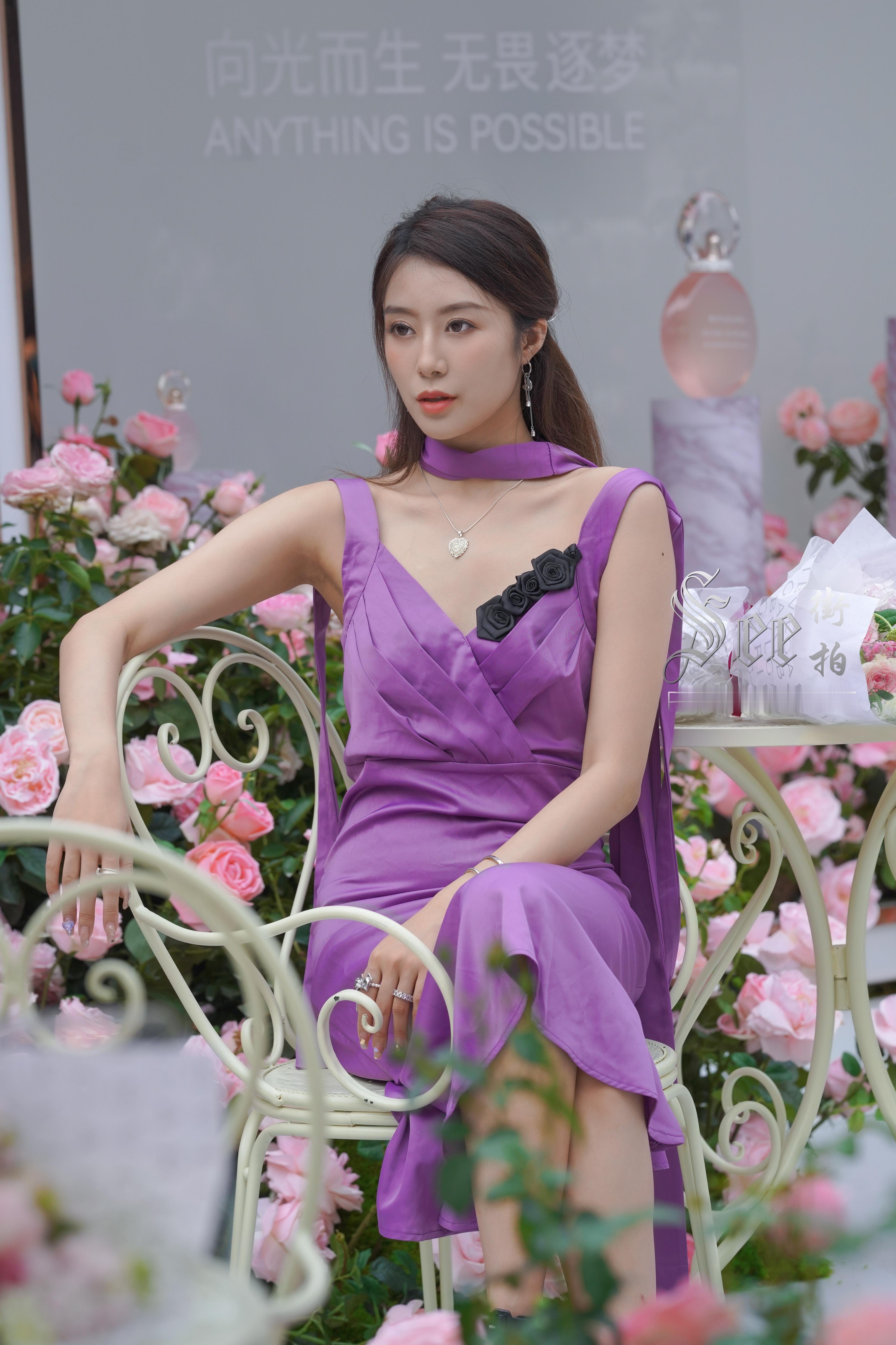 紫色长裙，优雅迷人美~~ ​​​