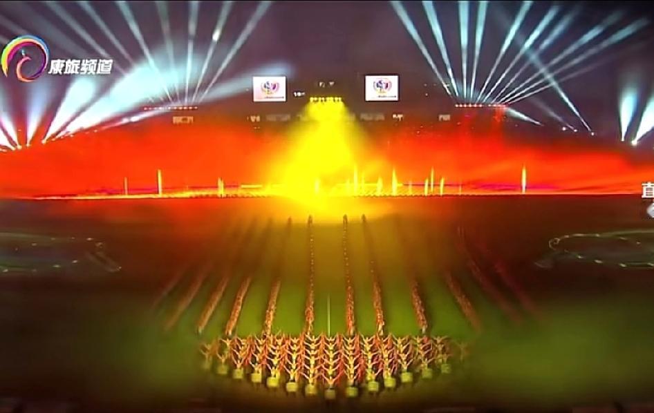 看了云南“滇超”联赛开幕式，那场面真的让我惊到了，开幕式没有放在云南省会昆明举办