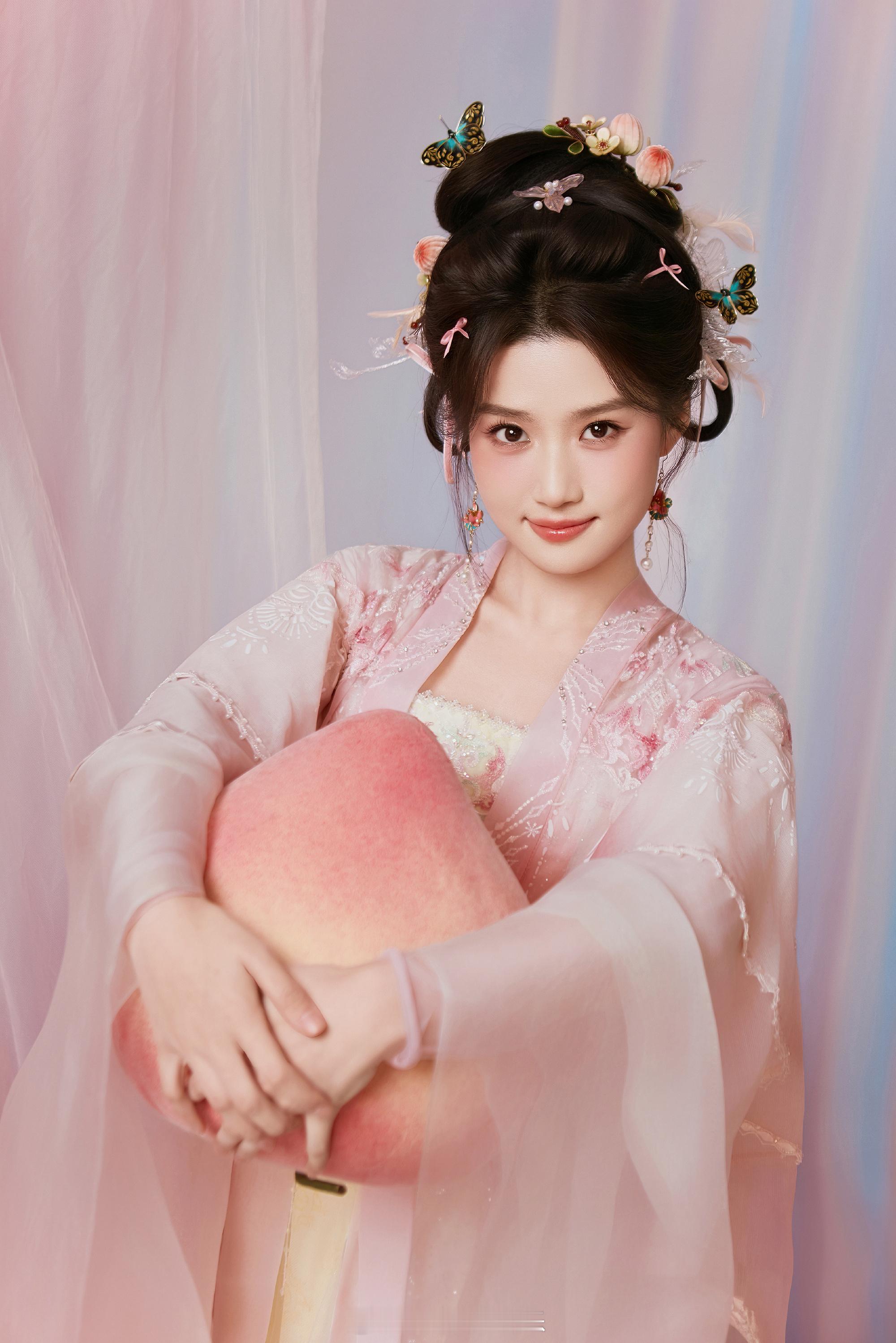 央视官宣卢昱晓甜度超标啊 