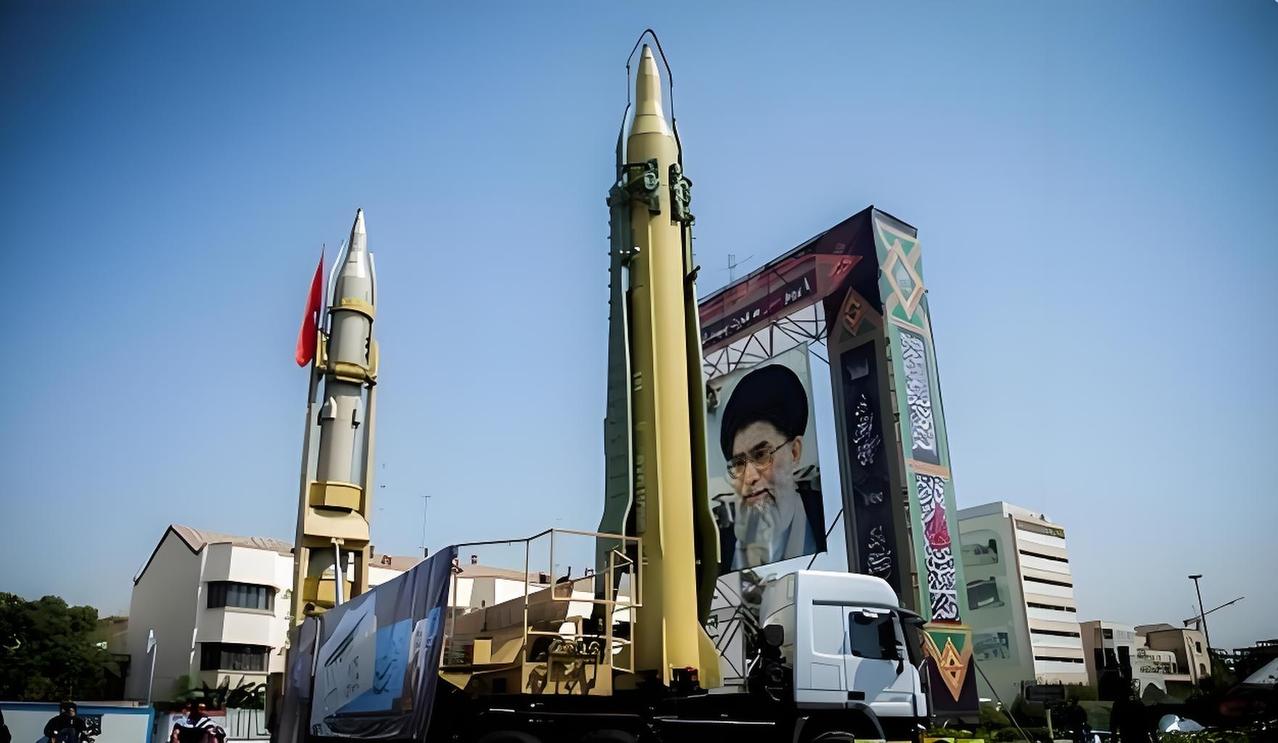 卡利巴夫回怼特朗普：称七条全假，霍尔木兹海峡按伊朗路线走？

昨晚风很大，美方社