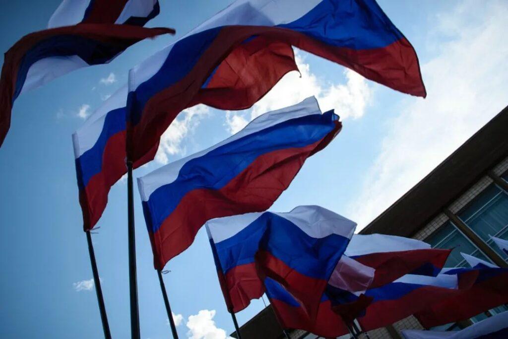 俄罗斯至今没用核武器，不是心慈手软，更不是普京这个人脾气好。而是因为这东西的说明