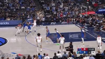 残暴 安东尼戴维斯