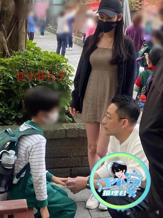 汪小菲急着见孩子的原因找到了！

近日，有媒体拍到汪小菲带着未婚妻马晓梅在学校门