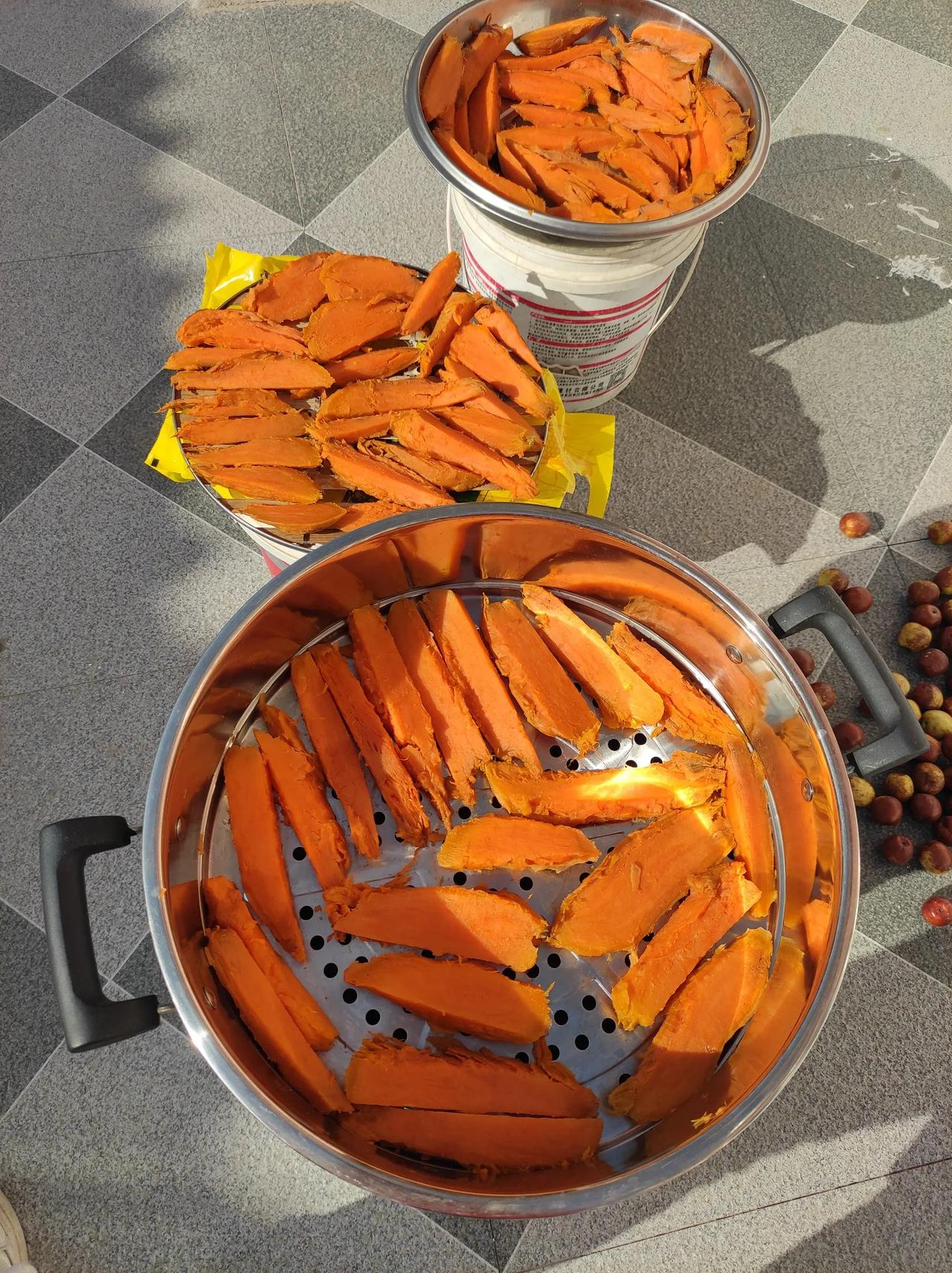 自己做的红薯干，无任何添加剂。