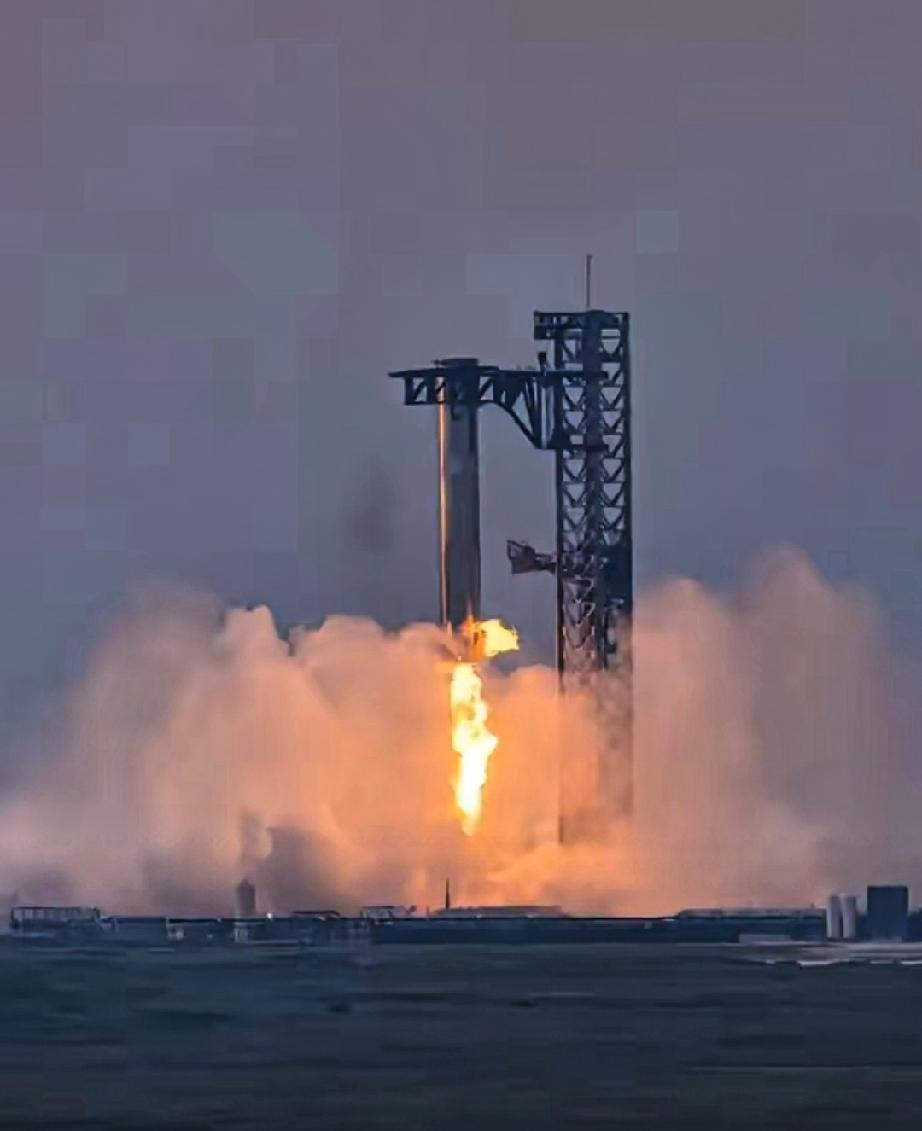 中国海事局正式宣布，
2月10日，中国海事局三沙海事局明确宣布：南海禁航三天！从