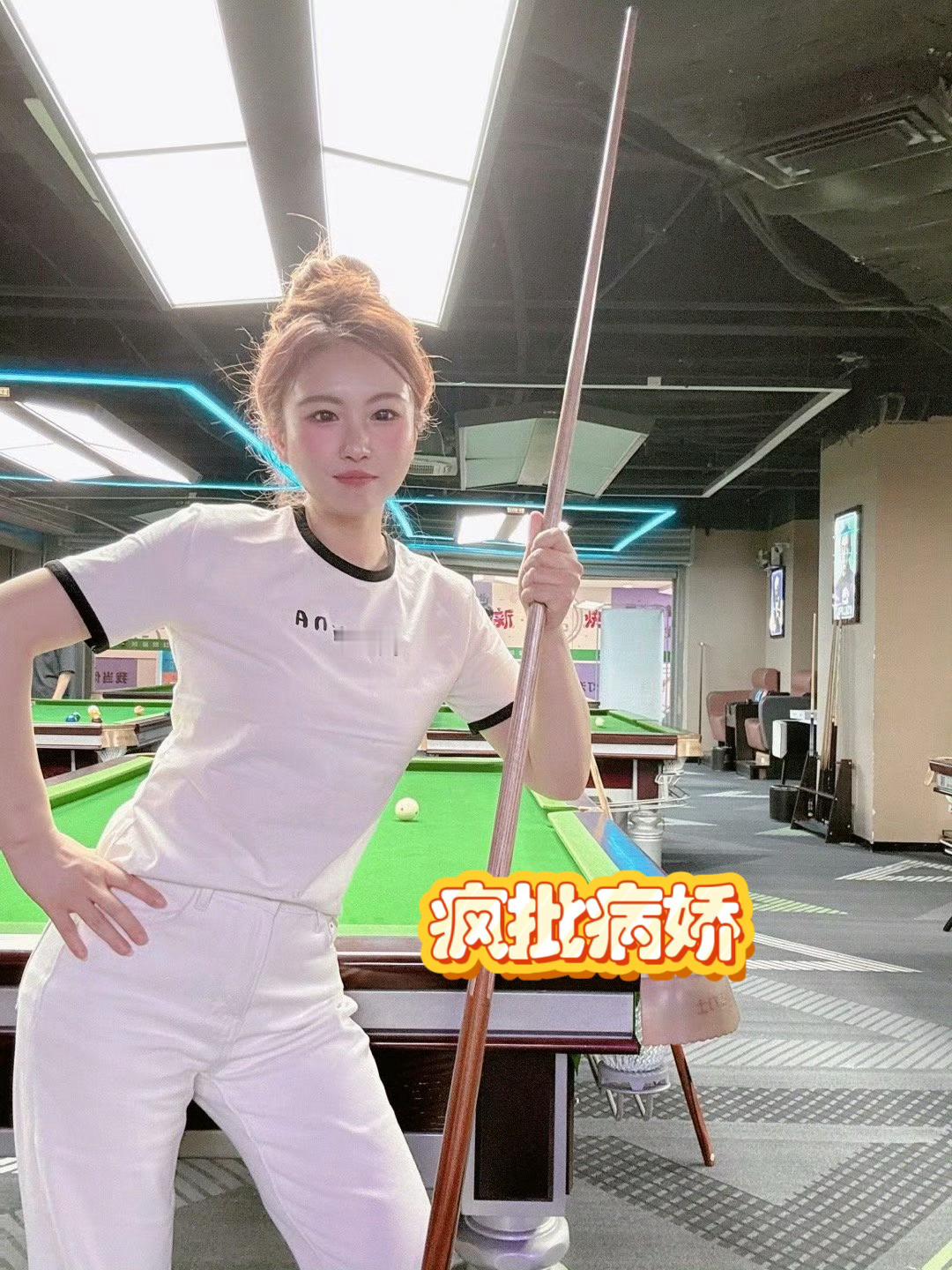 我老公说我长相感觉不傻甚至有点精明但其实很傻、说好听的是程序员思维，多少带点子天