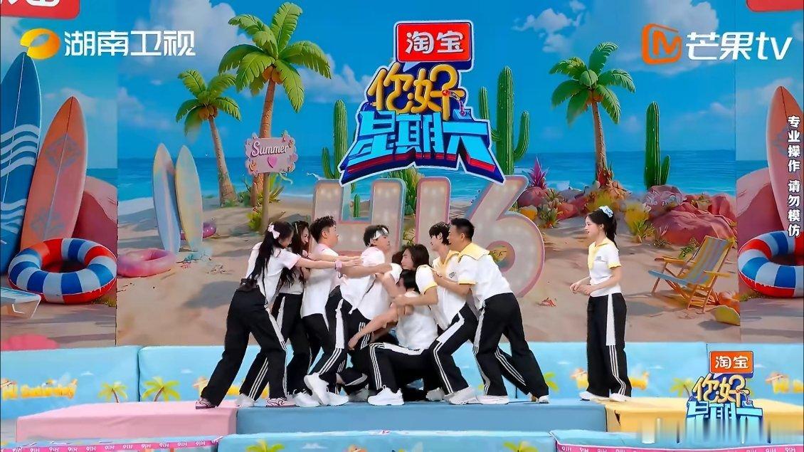 王晓晨孙浩对抗路戏搭子孙浩一把甩开王晓晨 王晓晨孙浩眼里没有对剧宣的渴望，只有对