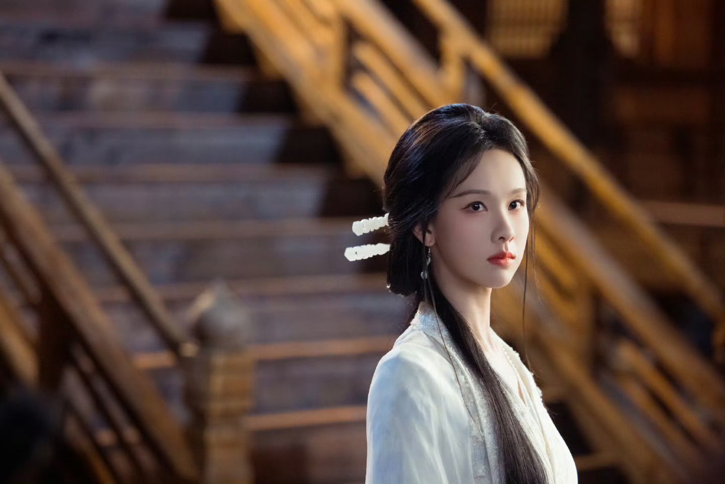 陈都灵解读雾妄言月鳞绮纪开播陈都灵解读角色雾妄言也太会了，直接用谐音拆解角色，雾