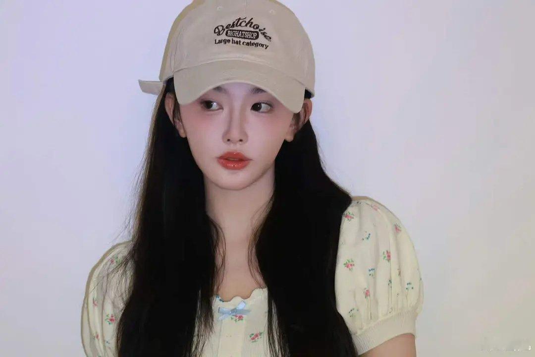 孔雪儿的网红感真是绝了 ​​​