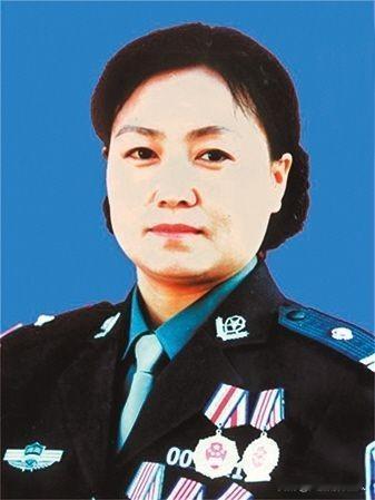 1997年起，登封五年，有26名女性被害，公安局毫无进展，任长霞局长上任后，为了