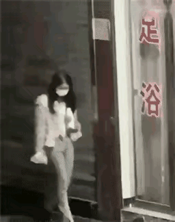 幸好来迟到啦，不然也完椟子啦[捂脸]