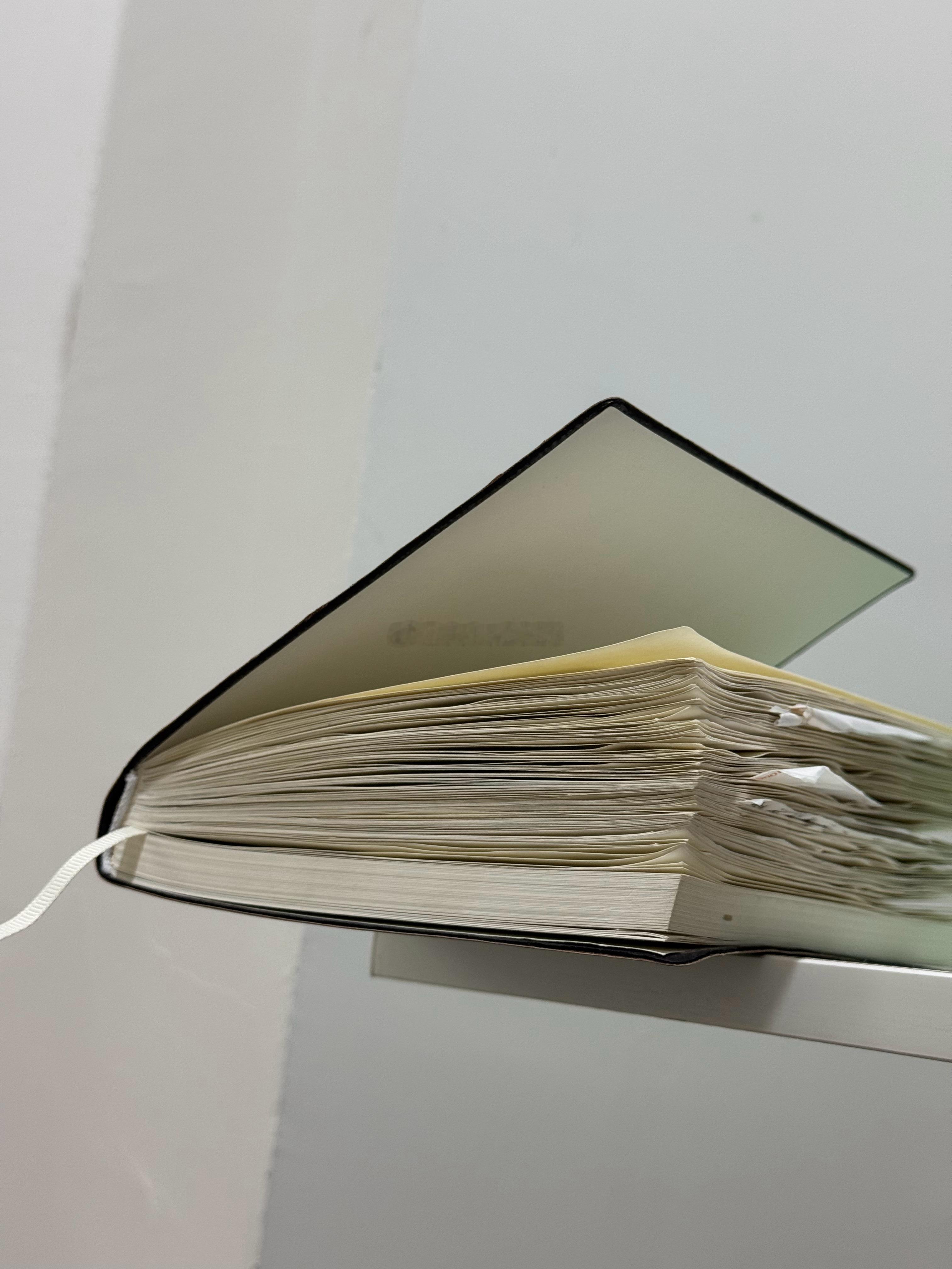 成长就是为了远离鸡群，而不是合群。 