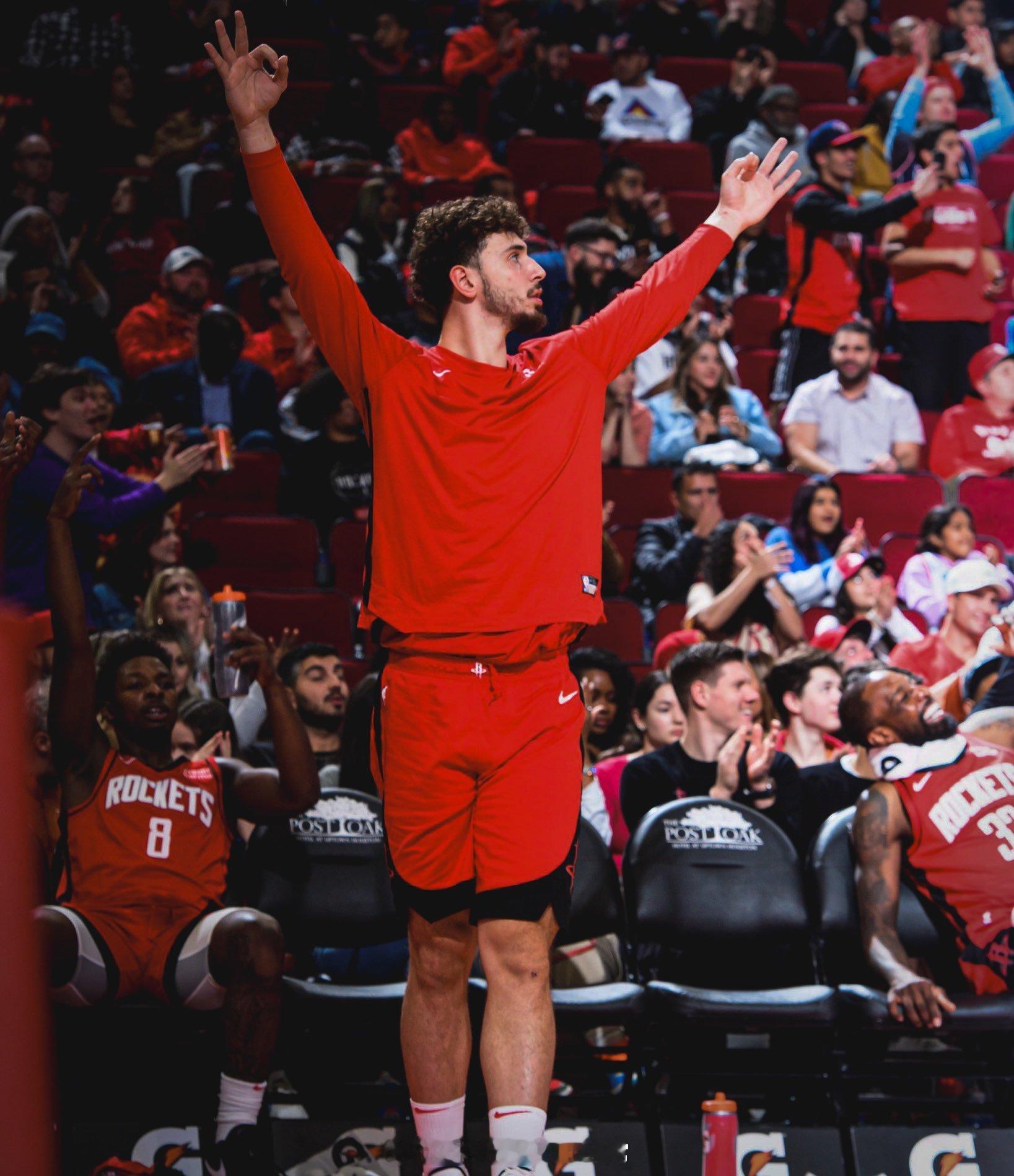 状态糟糕！申京整个一月份，场均17.7分9篮板5.6助攻，真实命中率51.2%申