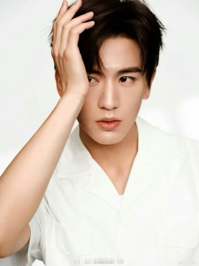 网传张凌赫刺棠9月开机张凌赫刺棠9月开机 就是说这下粉丝的心可以放肚子里了啊！张