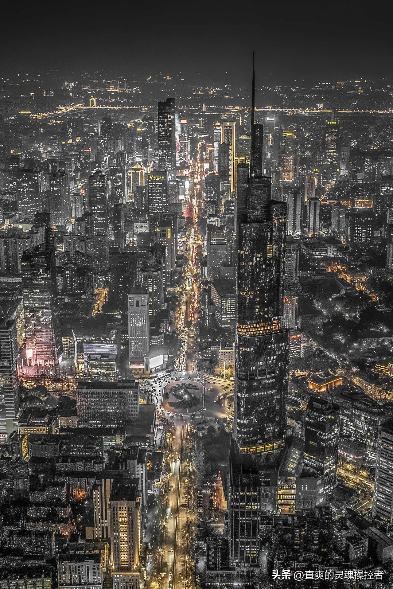 李白最夸张的一句诗是什么？