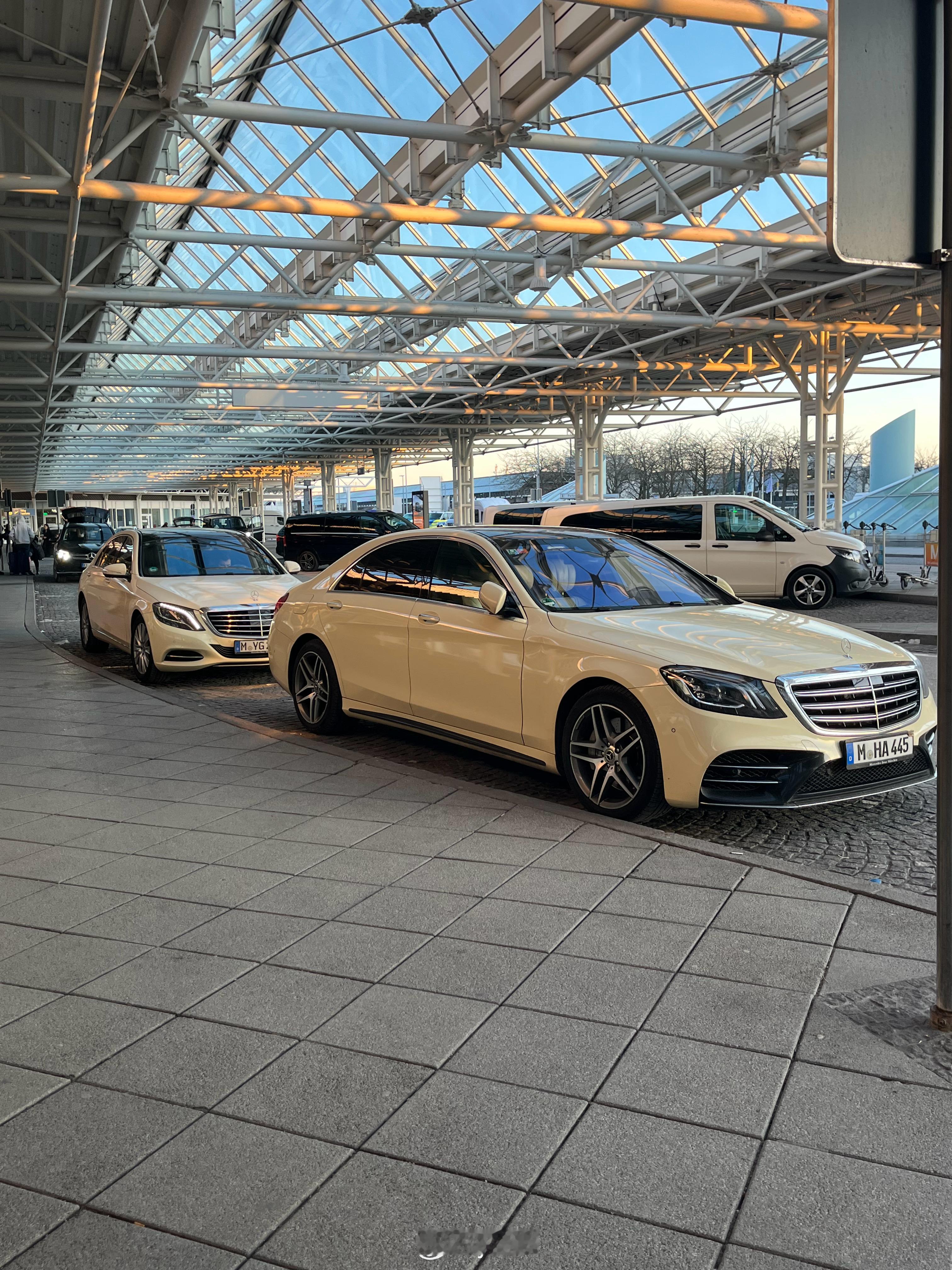 奔驰S出租车 x 2yz77聊车