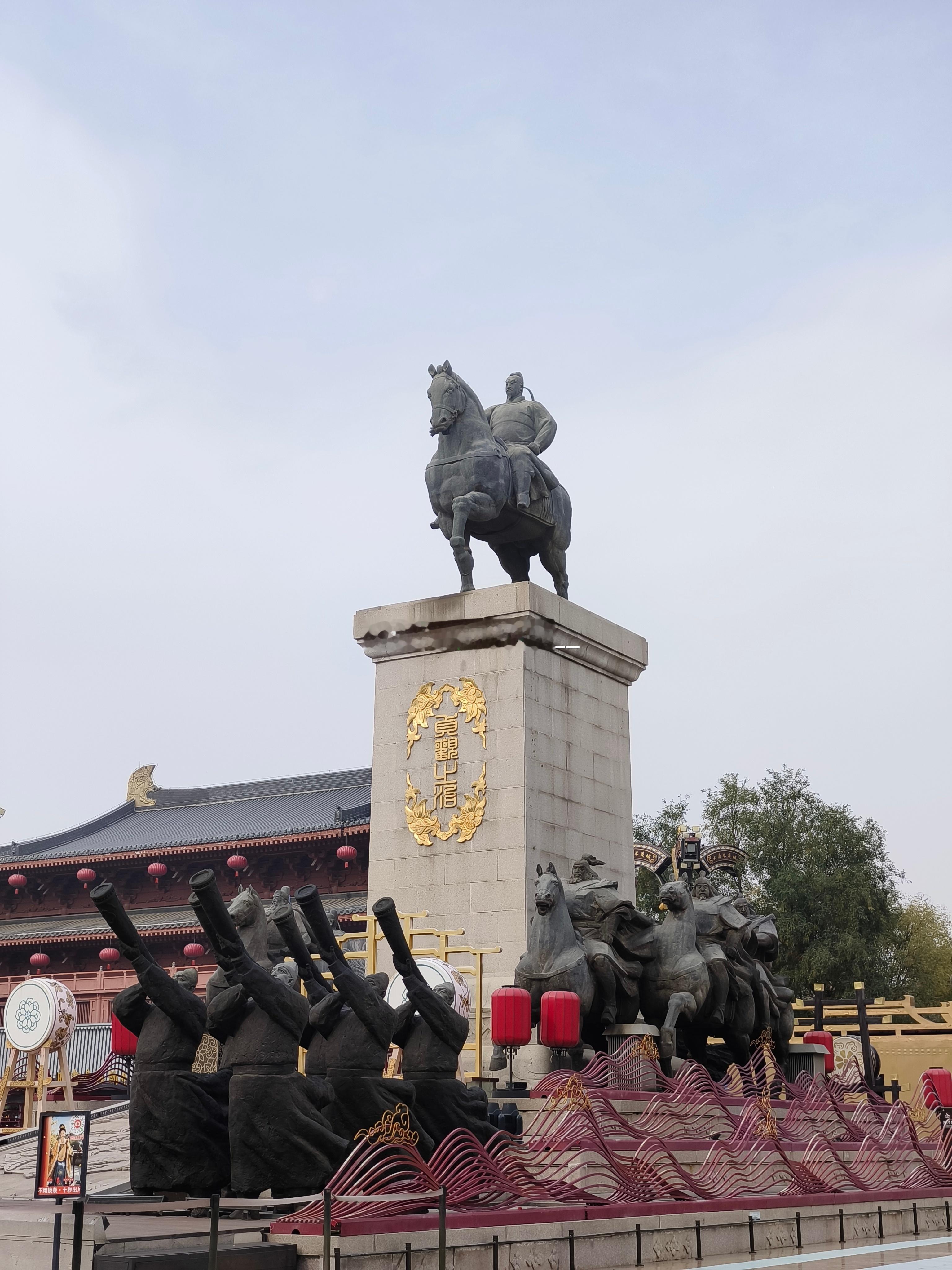 又是大暴走的一天，好累好累。 